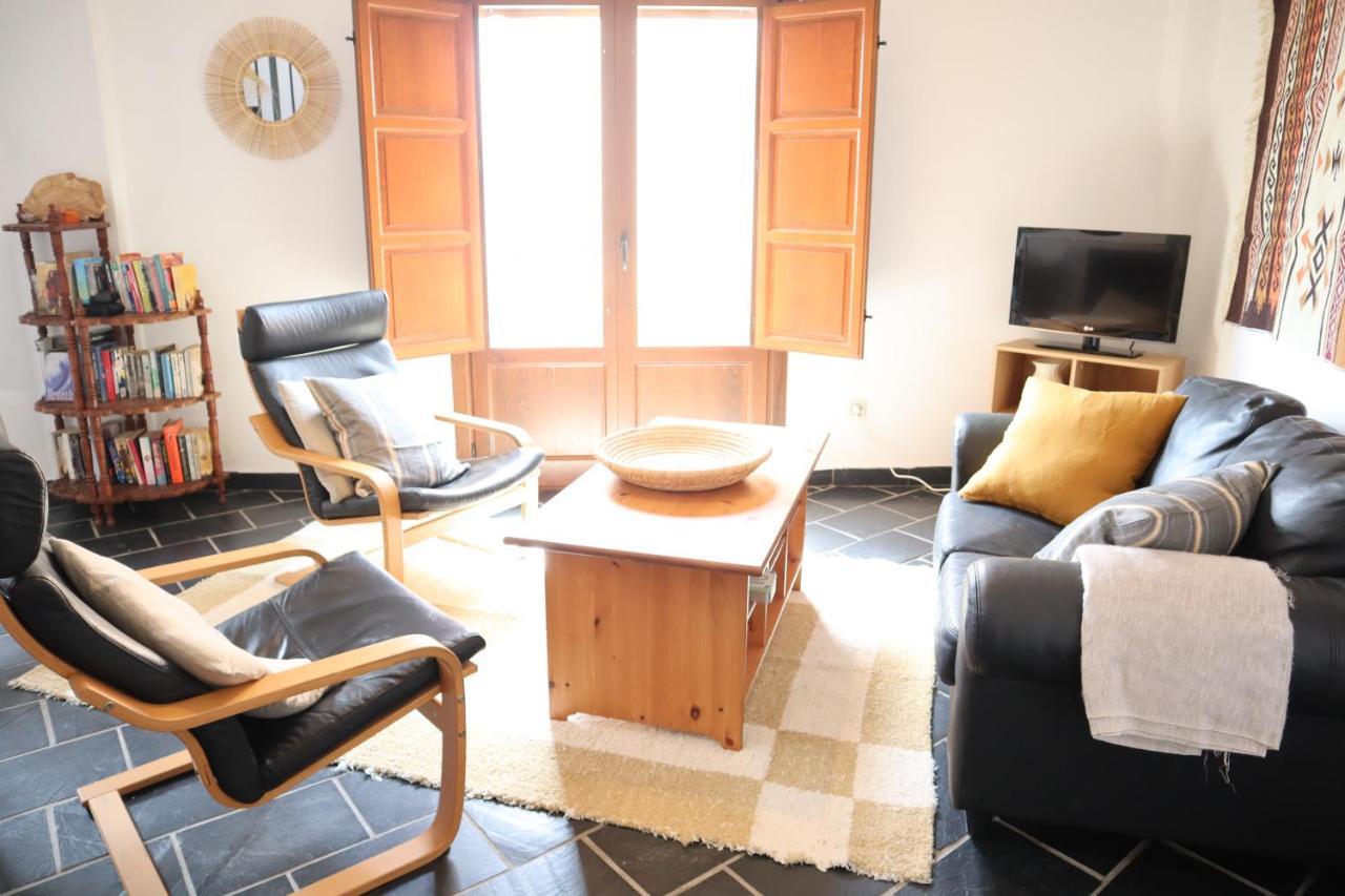 Canar Casa Corasol, A Cozy, Comfy, 2Br House- Panoramic View And Rooftop מראה חיצוני תמונה